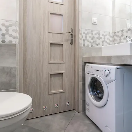 Apartament Teatralna - Rynek, Spodek - 2 With Balcony - Self-in - Coffee And Tea - Fv *